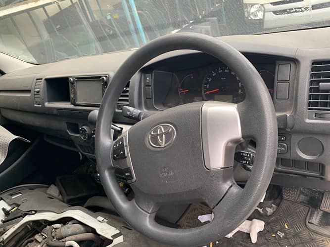 2018 Toyota Hiace Wrecking Commuter Bus steering wheel