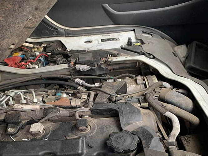 2018 Toyota Hiace Wrecking Commuter Bus Engine