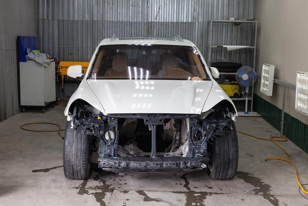 Smash repairs Melbourne technician performing panel and paint restoration