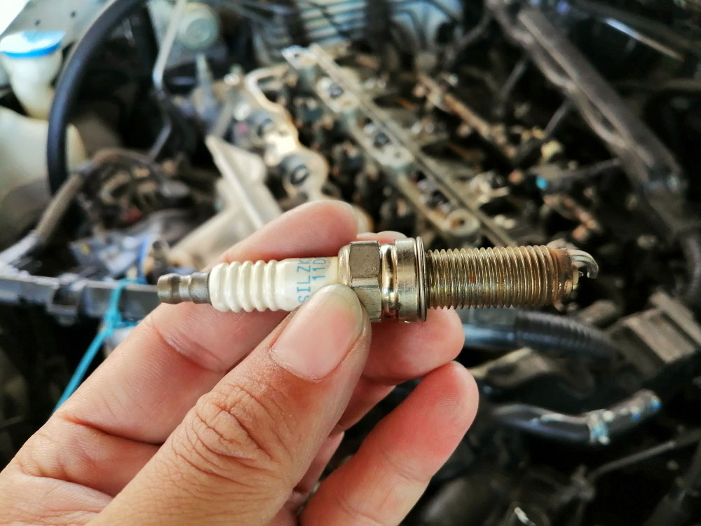 Toyota CV shaft and tailshaft side by side showing their different joints and connection points